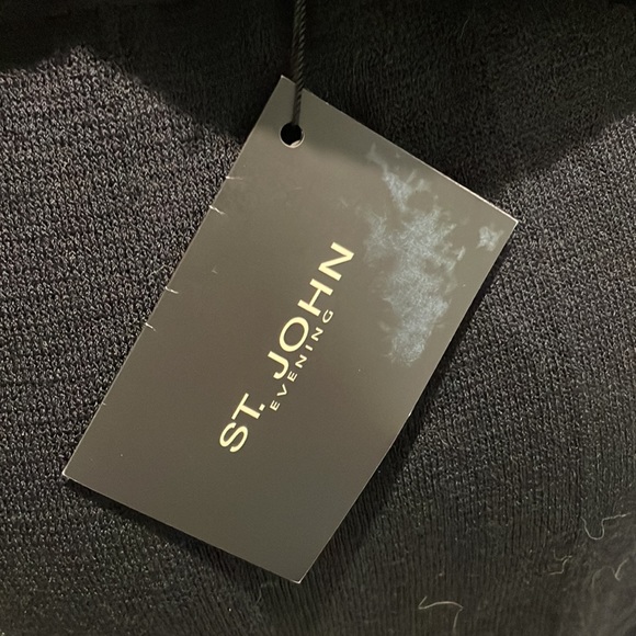 St. John knit blazer and skirt wool elegant - Picture 11 of 11